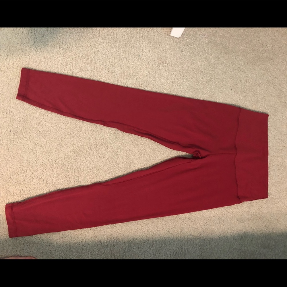 Lululemon Align II 25” size 6 Redwood Leggings